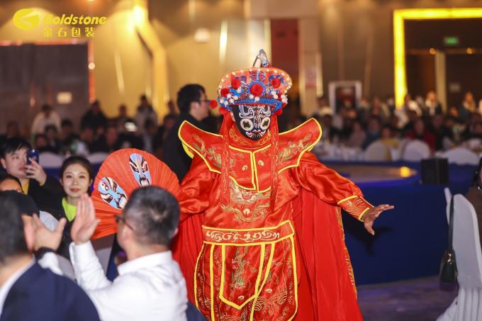 آخرین اخبار شرکت پارتي سالانه گلدستون در سال 2024  9